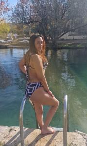 647936882: Chica busca chico en Madrid