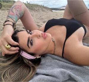 677392238: Chica busca chico en Sevilla