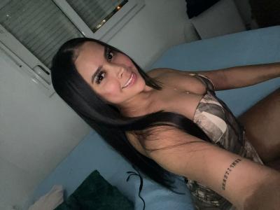 613421302: Chica busca chico en Valencia