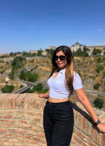 614599887: Chica busca chico en Madrid