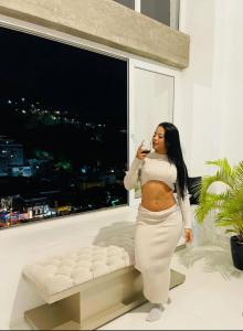 641276441: Chica busca chico en Almería