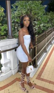 631138867: Chica busca chico en Cantabria