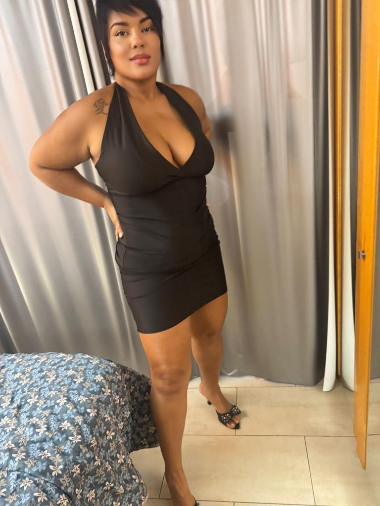 663469459: Chica busca chico en Lérida