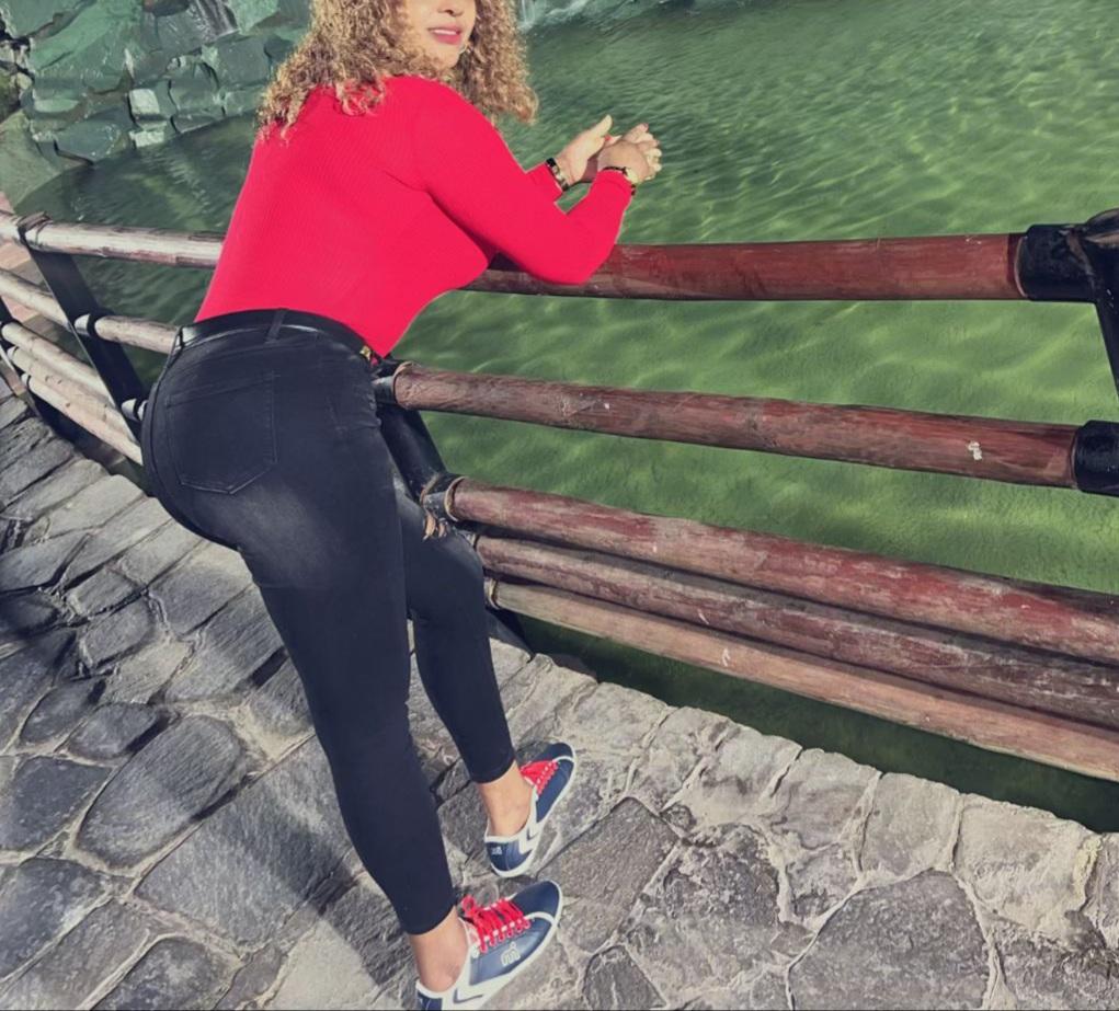 611369322: Chica busca chico en Madrid