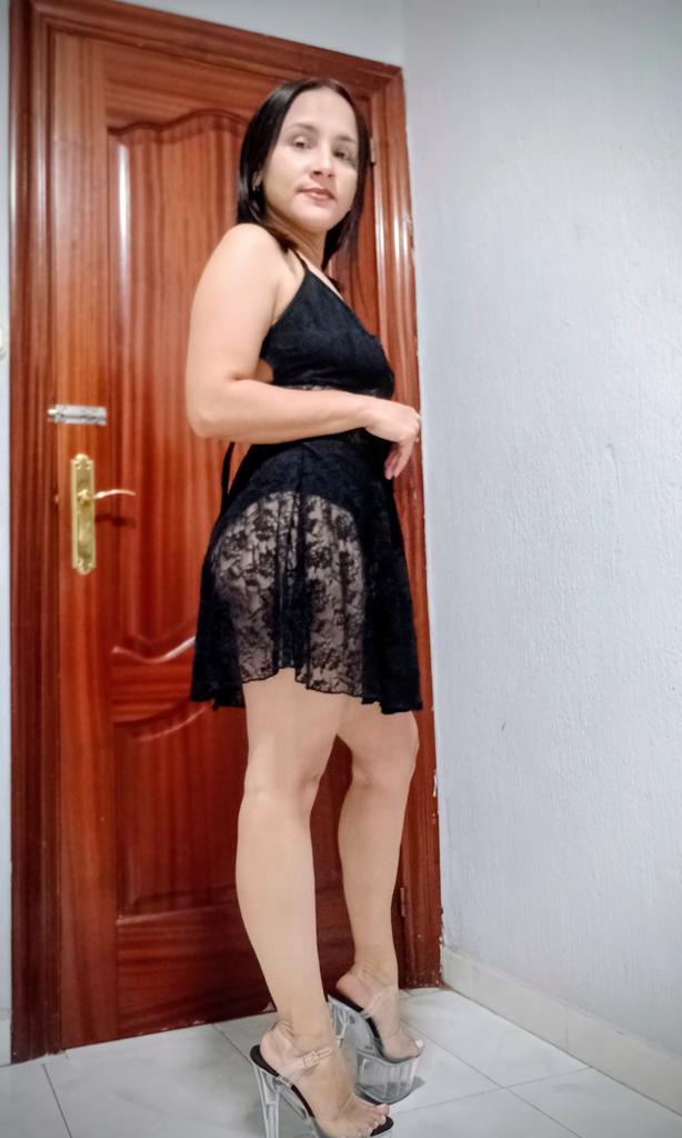 667795050: Chica busca chico en Huelva