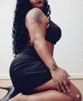 631696221: Chica busca chico en Barcelona