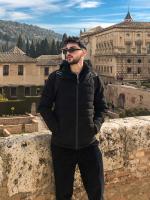 637705099: Chico busca chica en Guipúzcoa