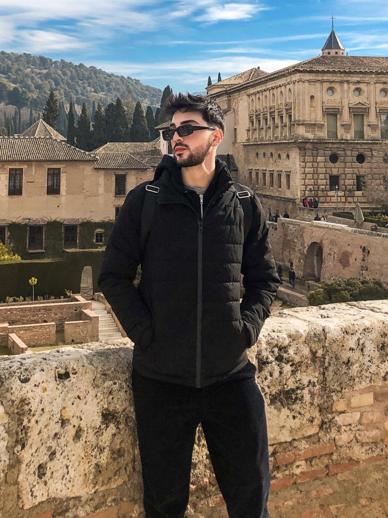 637705099: Chico busca chica en Guipúzcoa