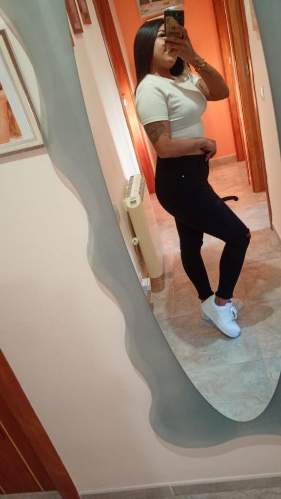 Chica busca chico en Granada: 