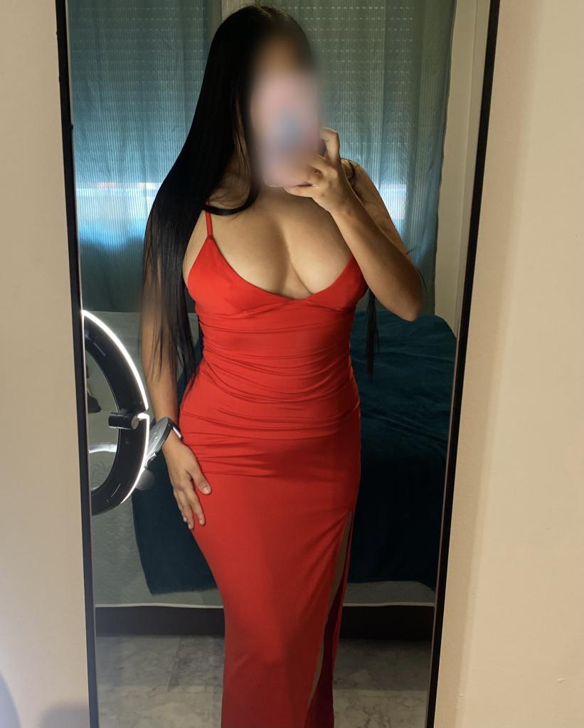 603381340: Chica busca chico en Sevilla