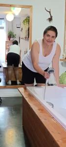 Chica busca chico en Barcelona: Chica busca chico