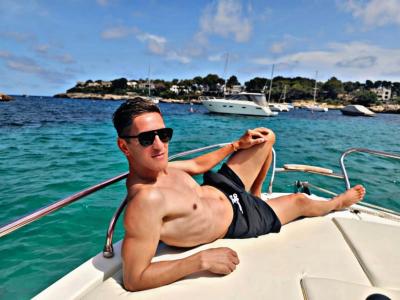 625254002: Chico busca chica en Murcia