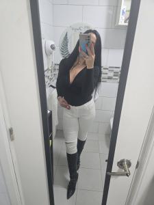 624673434: Chica busca chico en Granada