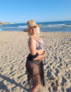 617688581: Chica busca chico en Tarragona