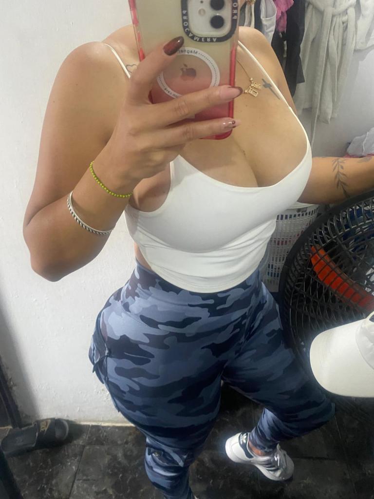 Chica busca chico en Barcelona: 