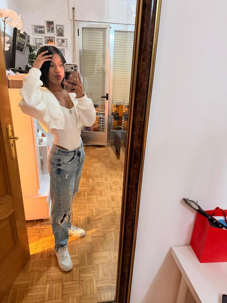 678678501: Chica busca chico en Orense