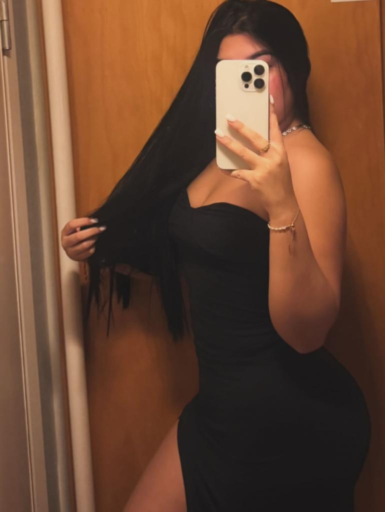 643749640: Chica busca chico en Barcelona