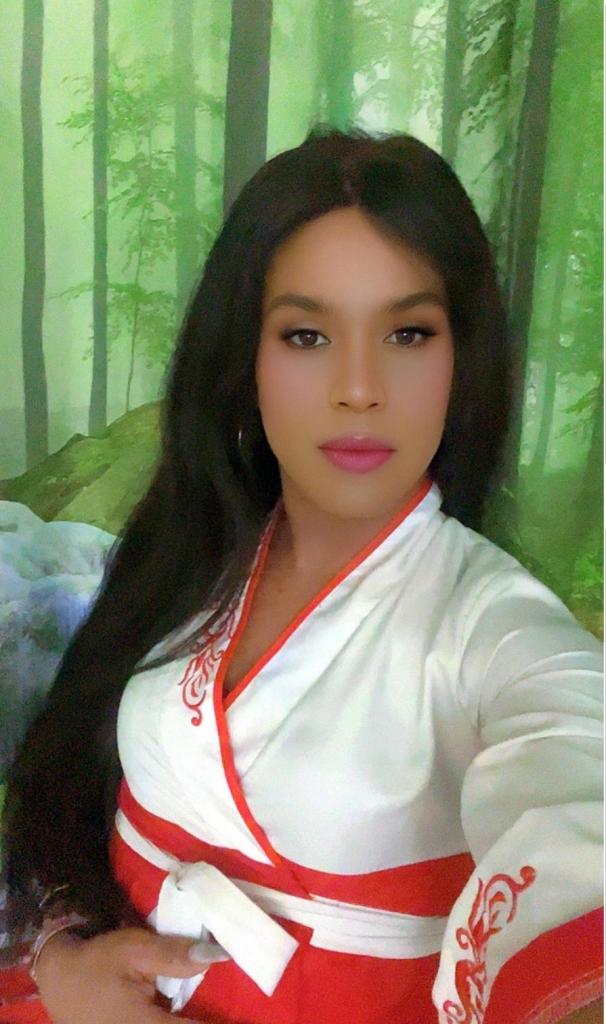 654220525: Transexual en Valladolid