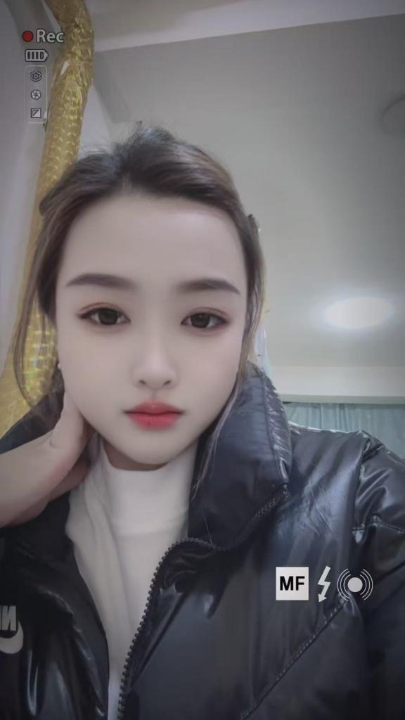 643139565: Chica busca chico en Alicante