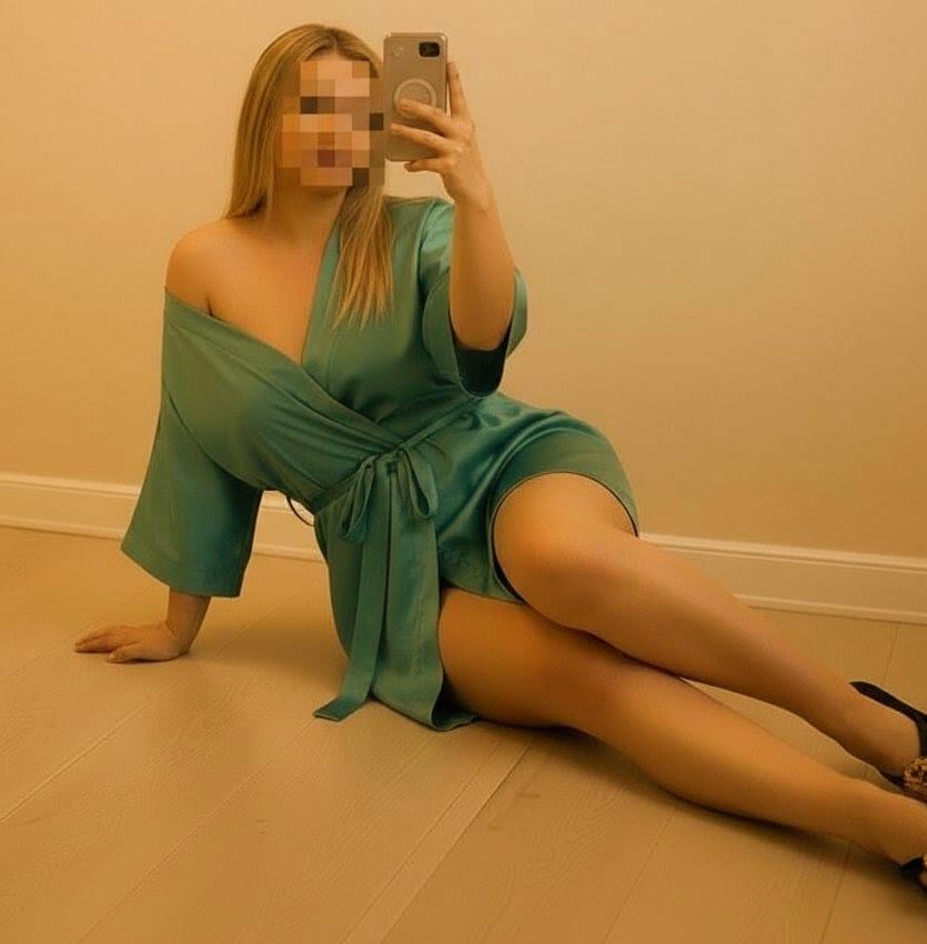 622146923: Chica busca chico en La Coruña