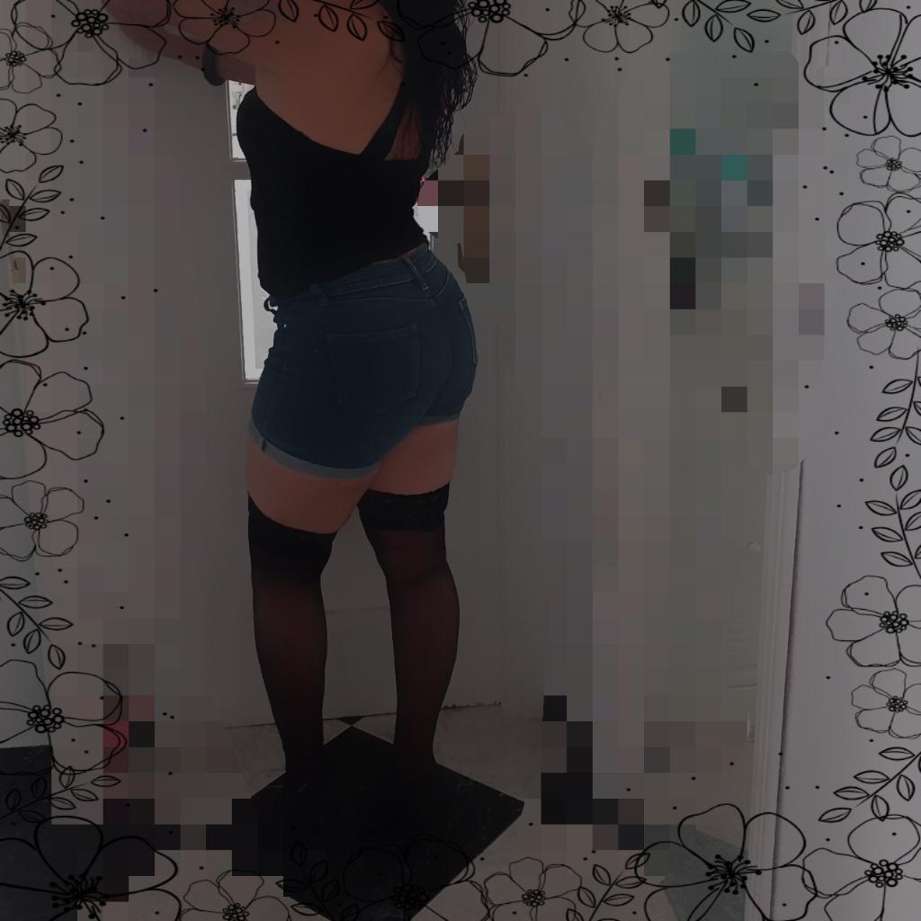 611262152: Chica busca chico en Sevilla