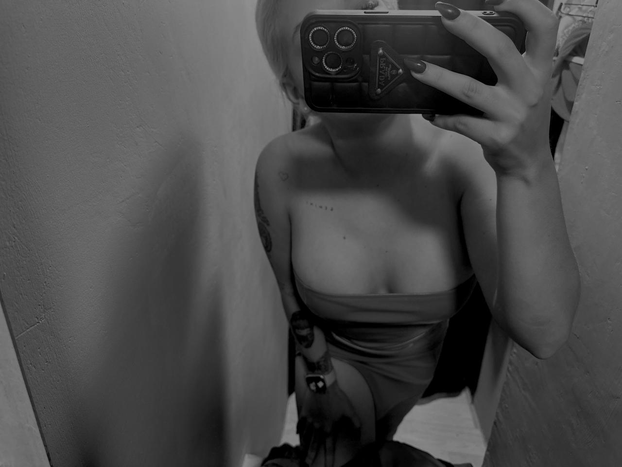 Chica busca chico en Granada: 