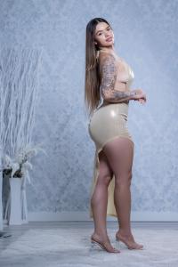 613853458: Chica busca chico en Barcelona