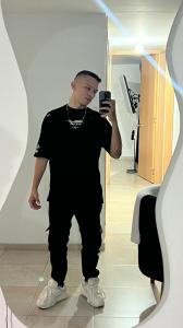 632576353: Chico busca chica en Madrid