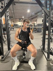 691882344: Chico busca chica en Málaga