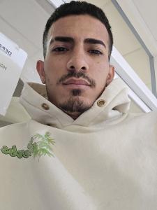 685287388: Chico busca chica en Madrid