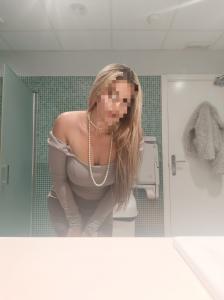 647163074: Chica busca chico en Málaga