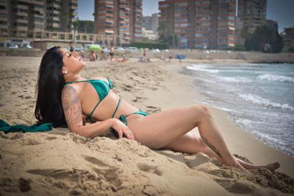 624362809: Chica busca chico en La Coruña