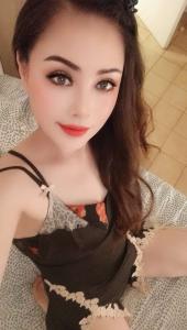 627193143: Chica busca chico en Barcelona