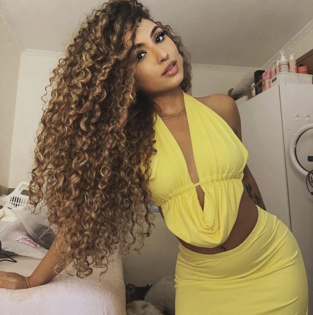 742097358: Chica busca chico en Granada