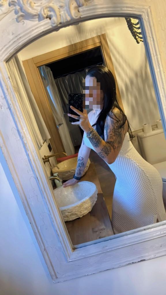 Chica busca chico en Granada: 