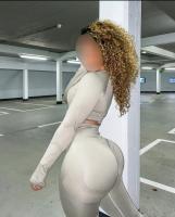 603320856: Chica busca chico en Cádiz