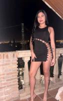 661120993: Chica busca chico en Barcelona