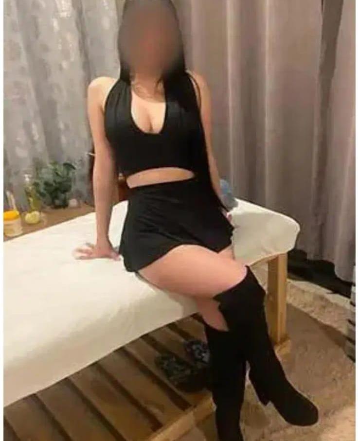 607363358: Chica busca chico en Lérida