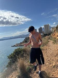 645045316: Chico busca chica en Alicante