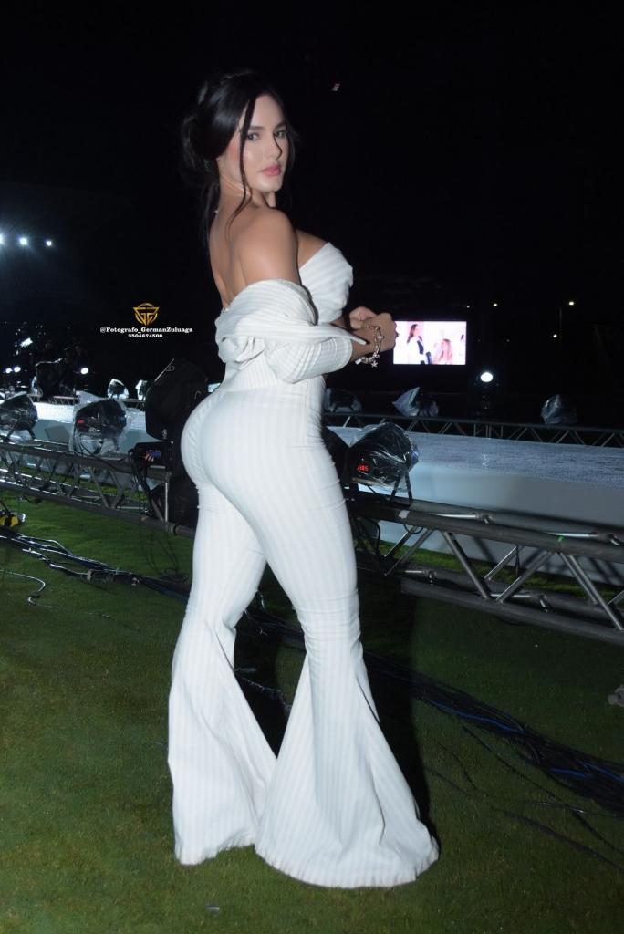 604398371: Chica busca chico en Tenerife