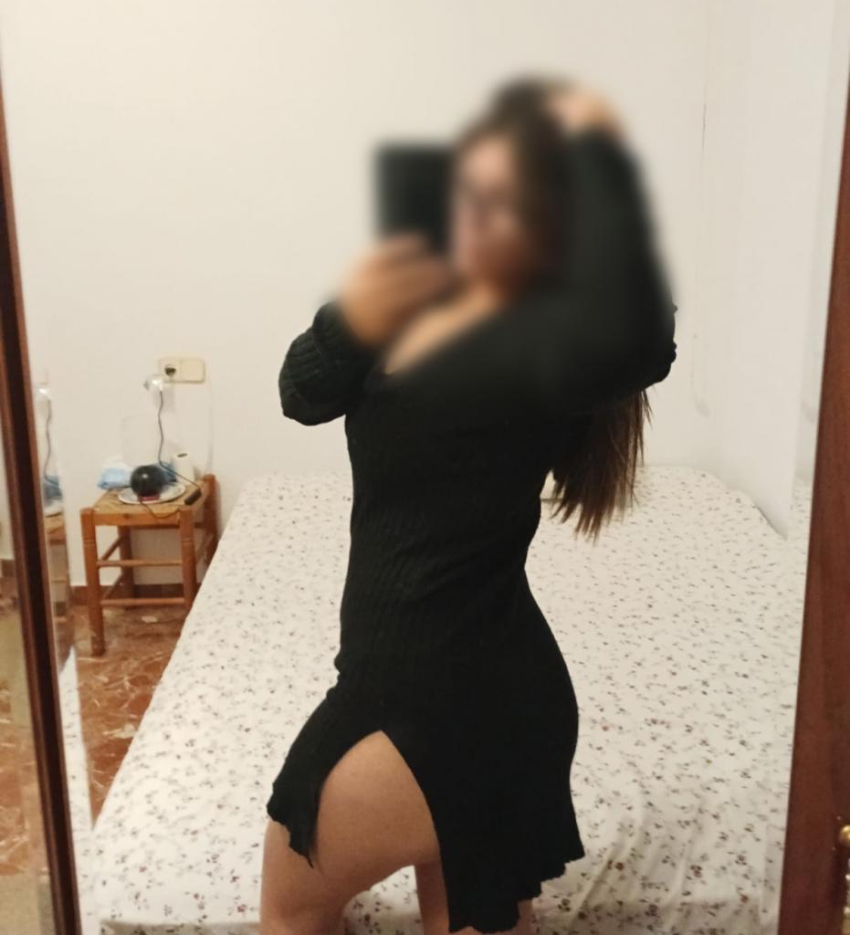 632281609: Chica busca chico en Albacete
