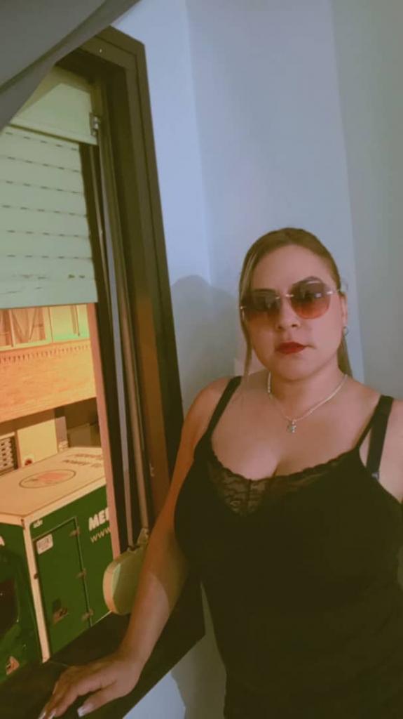 647291348: Chica busca chico en Mallorca