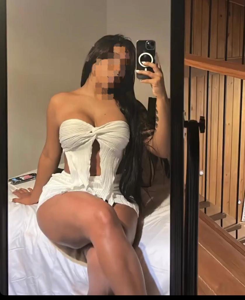 Chica busca chico en Huelva: 