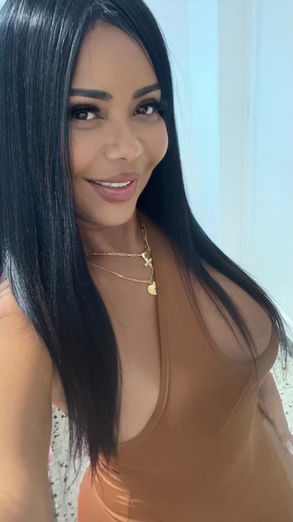 Chica busca chico en Tenerife: 