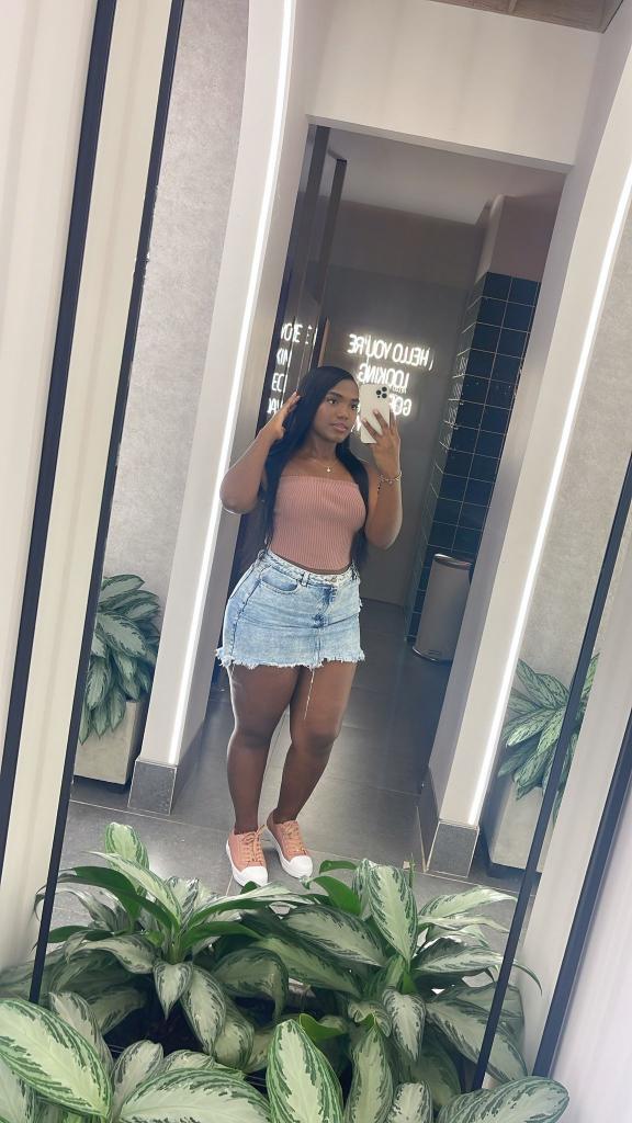 634260733: Chica busca chico en Cádiz