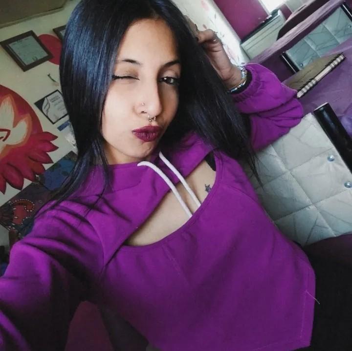 Chica busca chico en Almería: 