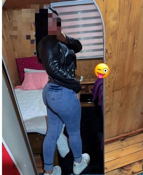 624302743: Chica busca chico en Sevilla