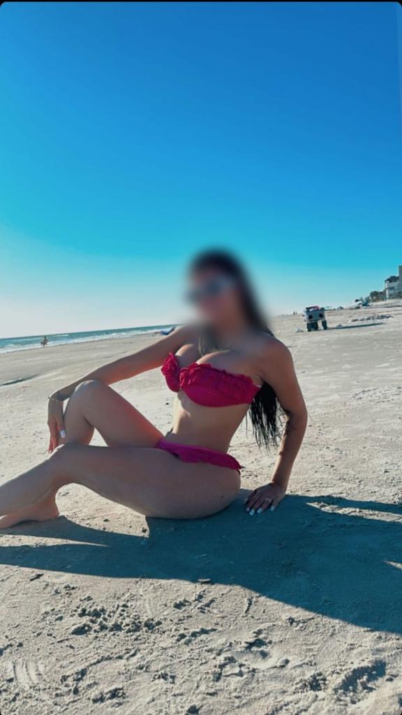 613228704: Chica busca chico en Cádiz
