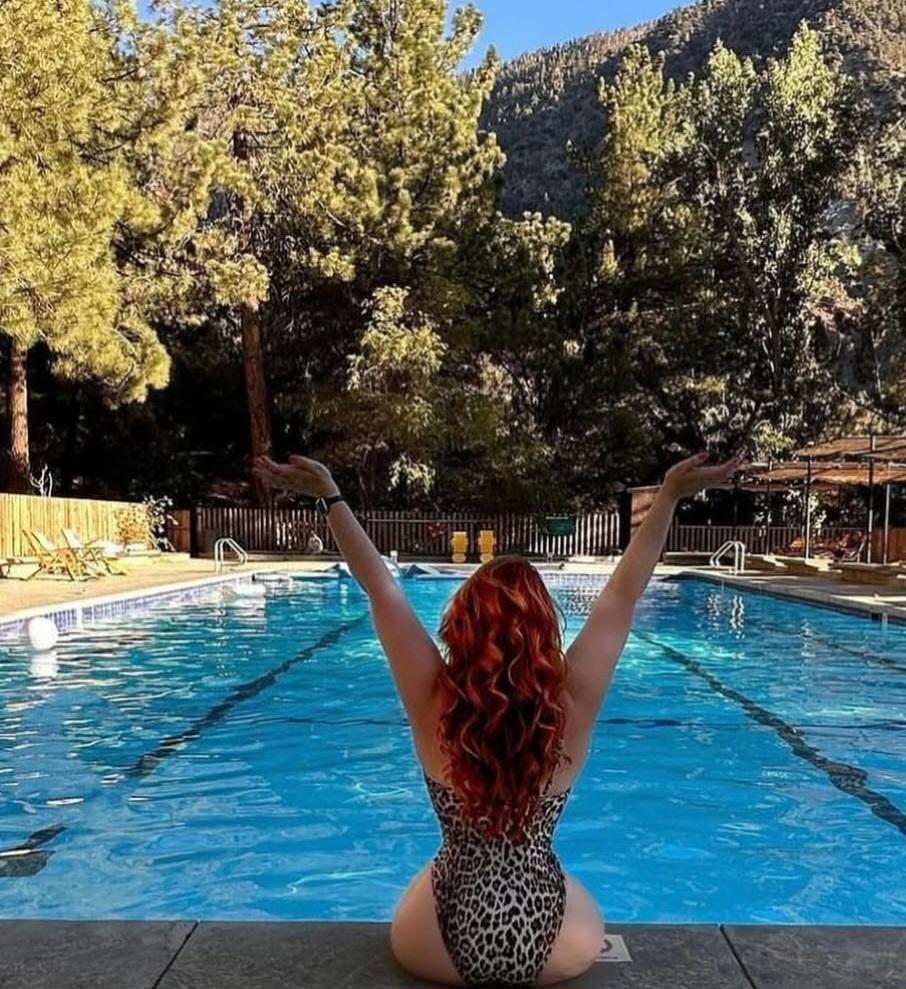 613686851: Chica busca chico en Sevilla