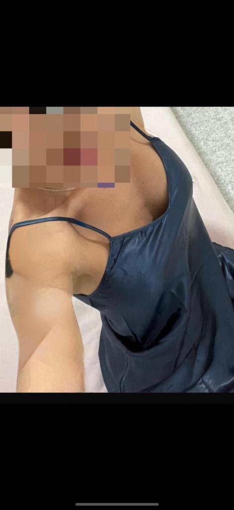 643934920: Chica busca chico en Sevilla